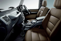 「G350ブルーテック 35th Anniversary Edition」のインテリア。
    