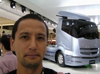 大型トラックは商用車ショーならでは。コレは三菱ふそうのコンセプトカー「FUSO CONCEPT」。