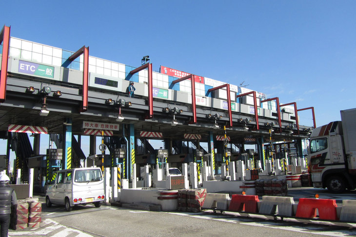 カードを挿入していたにもかかわらず、ETC入り口ゲートでゲートが開かない事態に！