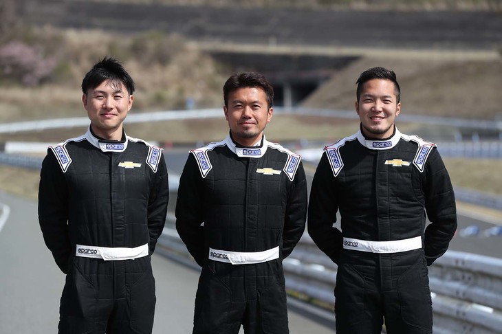 各種ドライビングレッスンでは、近年SUPER GTやGAZOO Racing 86/BRZレース、スーパー耐久にも参戦している久保凛太郎選手（右）、長年SUPER GTやスーパー耐久で活躍し今年からブランバンGTワールドチャレンジアジアに参戦している坂本祐也選手（中央）、そしてスーパー耐久ST4クラスに参戦し数々の栄冠を手にしてきた中島佑弥選手（左）ら現役レーシングドライバー3人がインストラクターを務めた。