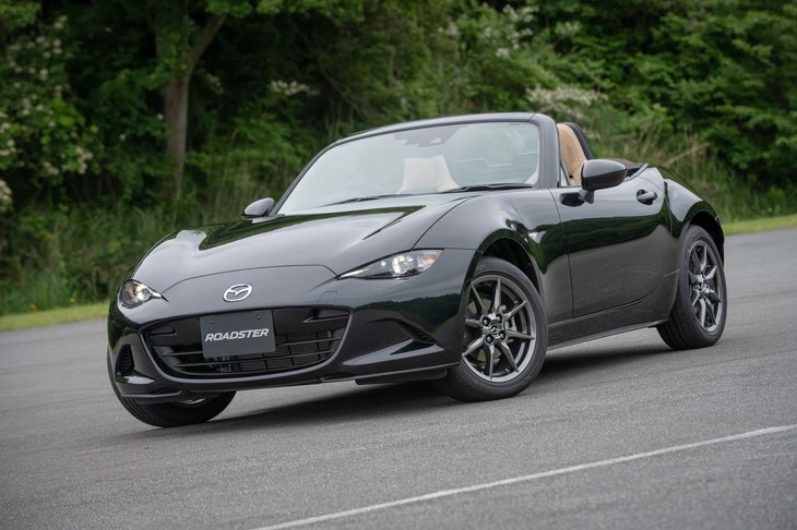 特別仕様車「ロードスター キャラメルトップ」