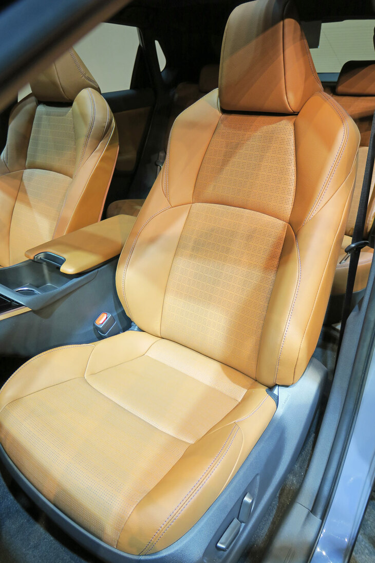 スバル・ソルテラ（フロントシート）