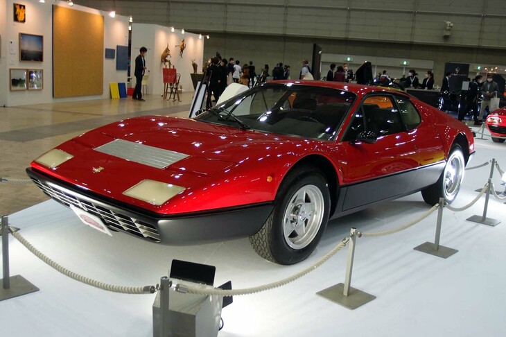 フェラーリ365GT4ベルリネッタボクサー（1975年）／主催者展示コーナー