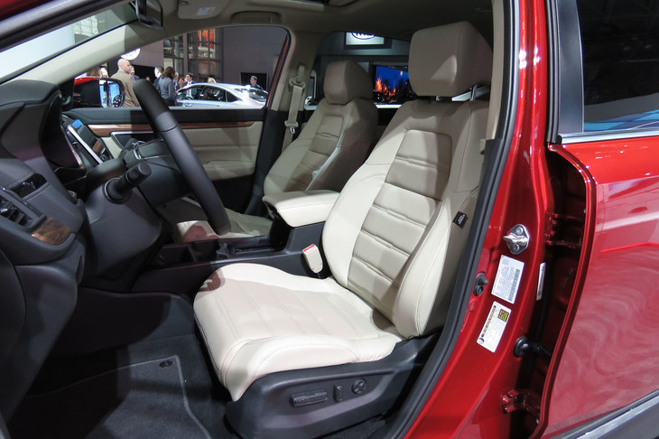 ホンダCR-V（フロントシート）