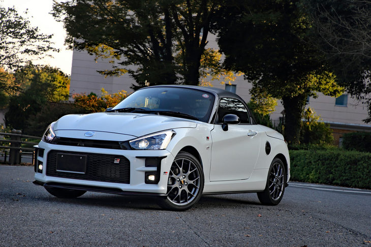 トヨタ・コペンGRスポーツ GRパーツ装着車