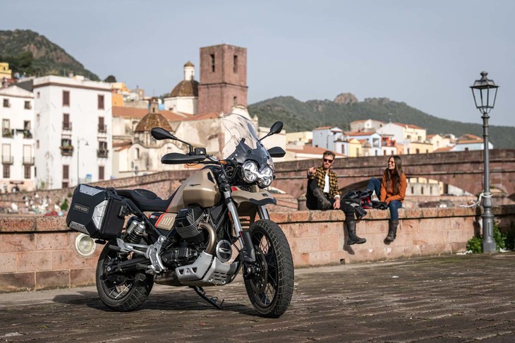 モト・グッツィV85 TTトラベル