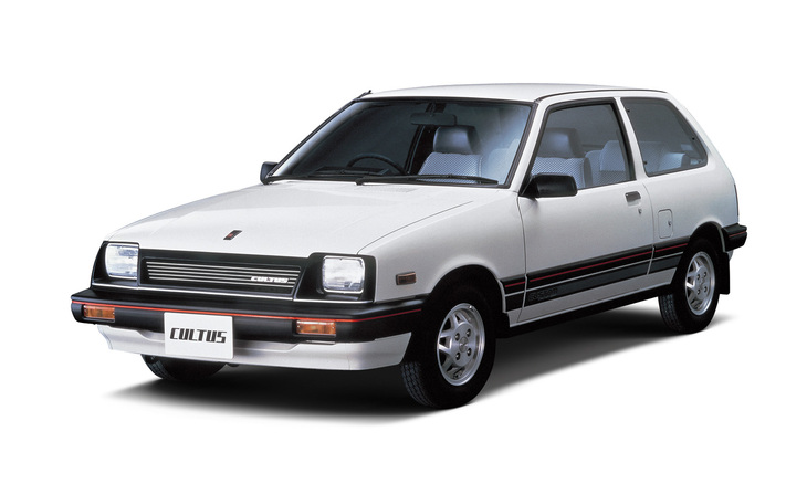 「スズキ・カルタス」。提携していたゼネラルモーターズと共同開発した、スズキとしては1960年代の「フロンテ800」以来となる小型乗用車。3／5ドアハッチバックボディーに1リッター直3エンジンを積んだリッターカーだった。