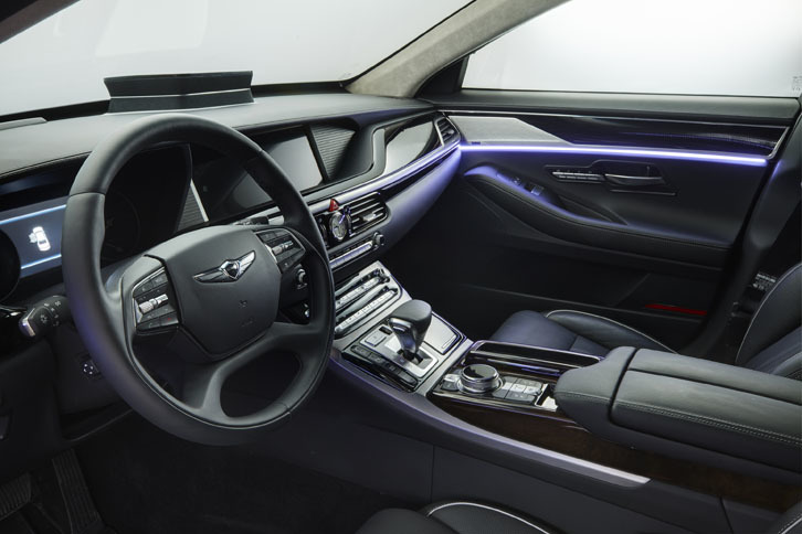 ハーマンは同社のテクノロジーの粋を集めた「ハーマンサミット」という車載オーディオシステムを提案している。