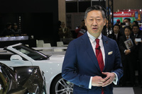 ゼネラルモーターズ・ジャパンの若松 格社長。