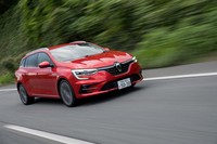 ルノー・メガーヌ スポーツツアラー インテンス