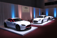 アストンとマクラーレン、福岡に新店舗オープン