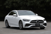 「メルセデス・ベンツC220dアバンギャルド」の中古車は530万円くらいから見つかるようになった。