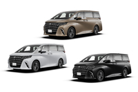 ボディーカラーは、「ヴェルファイア」が「ブラック」「プラチナホワイトパールマイカ」の2種類。アルファードがそこに「プレシャスレオブロンド」を加えた3種類となっている。