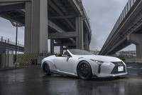 TOM’SレクサスLC500コンバーチブル（FR/10AT）【試乗記】