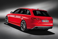 独アウディ、新型「RS4アバント」を発表の画像