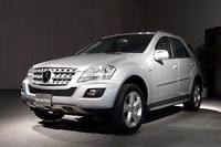 「メルセデス・ベンツML350ブルーテック 4マチック」
