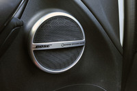 「メガーヌ エステートGT」には、八つのスピーカーやウーファーからなるBOSEのサウンドシステムが標準で備わる。