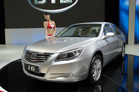 「BYD i6」