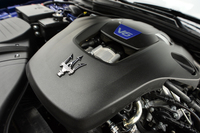 日本で扱われる「ギブリ」のエンジンは、ガソリンのV6のみ。海外では、マセラティ史上初となるディーゼル車もラインナップされる。
    