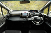 ホンダ・フリードスパイク ハイブリッド ジャストセレクション（FF/CVT）【ブリーフテスト】の画像