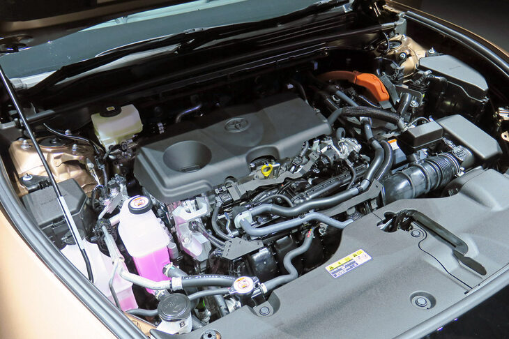 トヨタ・クラウン クロスオーバー（2.5リッターハイブリッド車のパワーユニット）