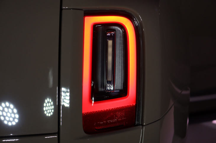 ロールス・ロイス・カリナン シリーズII（リアランプ）