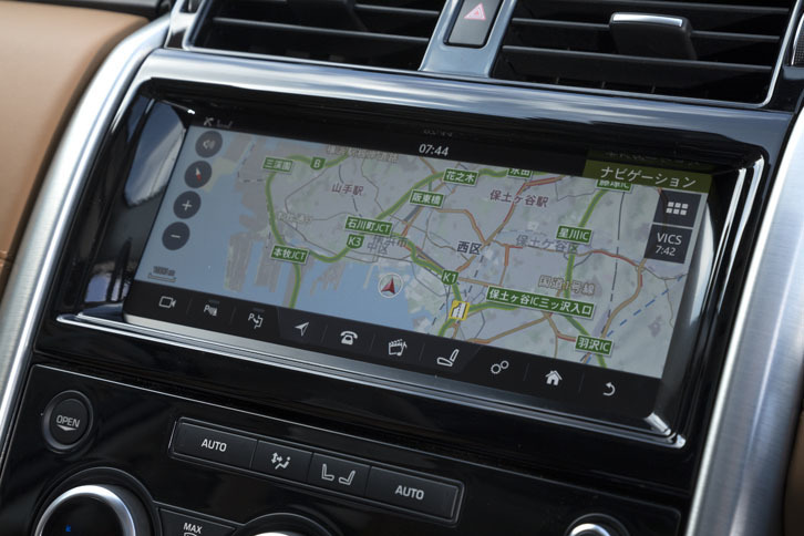 インパネのセンターには、インフォテインメントシステム「InControl Touch Pro」の10インチスクリーンが備わる。