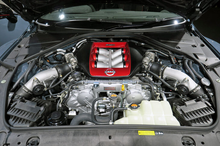 「GT-R NISMOスペシャルエディション」には、ピストンリングやコンロッド、クランクシャフトなどをバランス取りしたエンジンが搭載される。