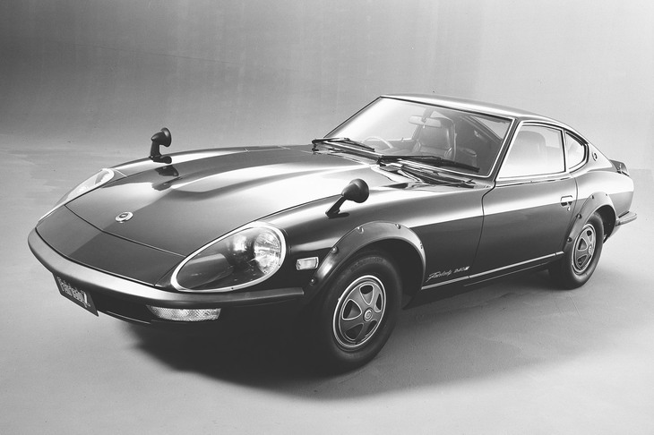 初代「フェアレディZ」は1969年に登場。ロングノーズ／ショートデッキのデザインは、当時北米日産の社長だった片山 豊氏の、「『ジャガーＥタイプ』みたいなクルマをつくってくれ！」という要望に応えたものだった。