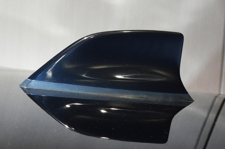 スズキ・フロンクス（シャーフィンアンテナ）