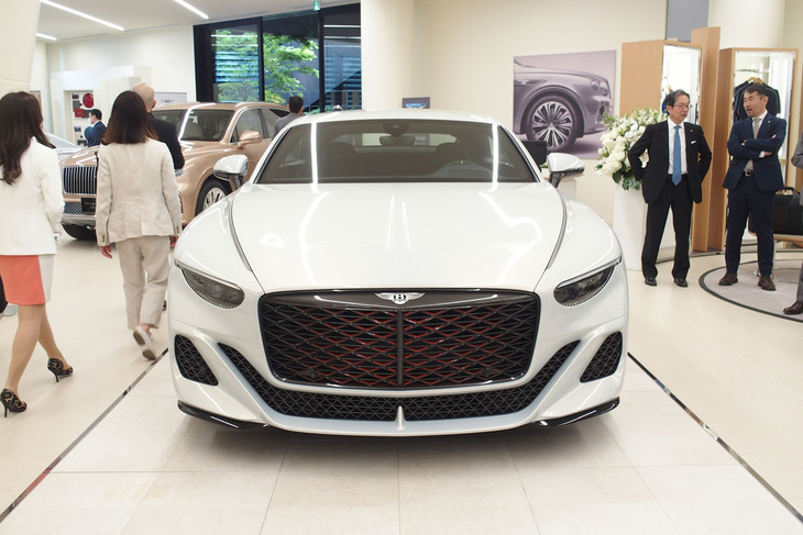 ベントレー・マリナー バトゥール（フロントフェイス）