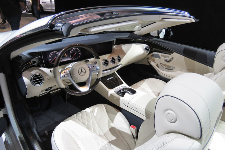 メルセデス・ベンツ S560 4MATICカブリオレ（インテリア）