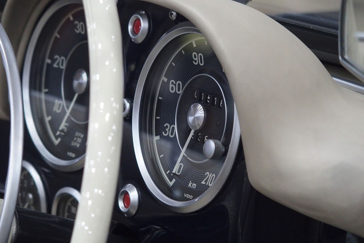 メルセデス・ベンツ190SL