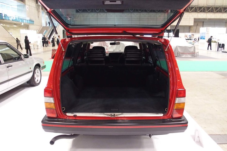 ボルボ240タック ワゴン（1993年）／クラシックガレージ