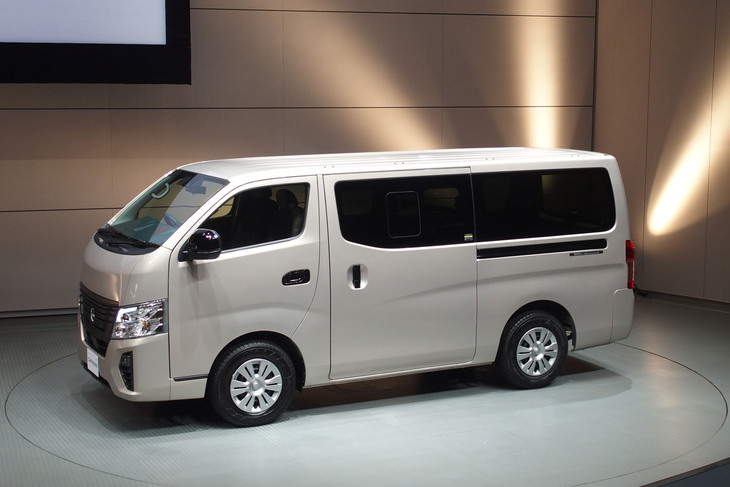 キャラバン50thアニバーサリー（サイドビュー）