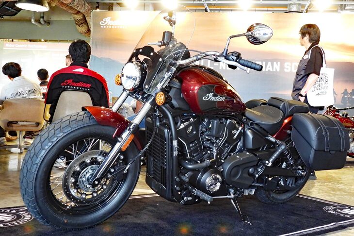 ロングツーリング向けの装備が充実した、上級モデルの「スーパー スカウト」。