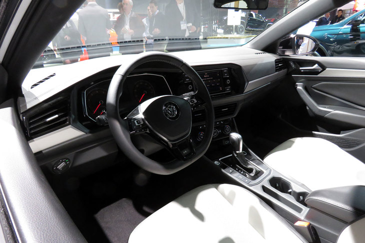 フォルクスワーゲン・ジェッタ（インテリア）