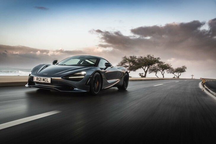 「750S」ではオンロードにおけるマナーの良さにも驚かされた。これには進化したシャシー制御が大きく貢献しているものと思われる。