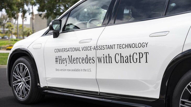 「MBUX」に「チャットGPT」を搭載した実験車両にも乗ることができた。このあたりの取り組みもメルセデスはスピーディーだ。