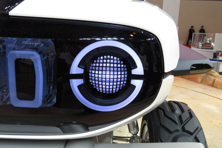 スズキe-サバイバー（ヘッドランプ）