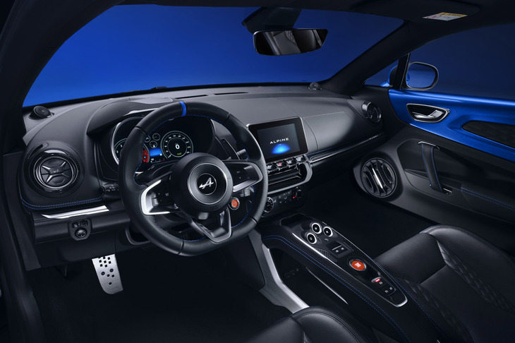 「A110ブルーアルピーヌエディション」のインストゥルメントパネル。