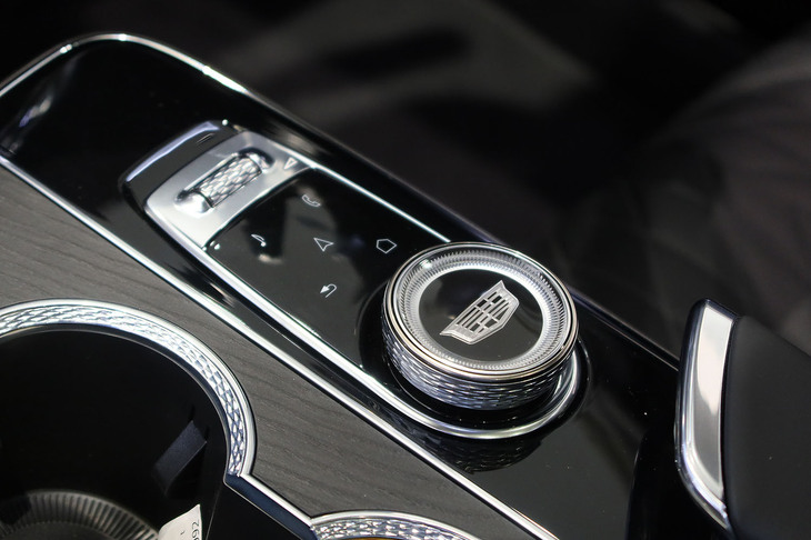 キャデラック・リリックV（センターコンソール）