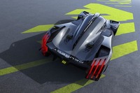 プジョーのハイパーカー「9X8」デビュー　2022年のFIA世界耐久選手権に参戦の画像