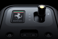 第105回：「フェラーリ・ルーチェ」のインテリア革命（後編）　―いきすぎたタッチパネル万能主義に物申す！―