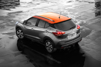 「キックス」のリアビュー。