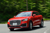 テスト車「ファーストエディション」を含め、現在日本に導入されている「Q2」の駆動方式はFFのみ。海外では4WDモデルも設定されている。