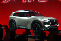 「日産クロスモーション」