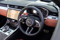 ジャガーXF SE R-DYNAMIC P300（4WD/8AT）【試乗記】の画像