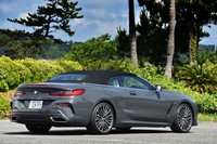 ボディーカラーは、試乗車の「ドラバイト・グレー」を含む21色が用意される。