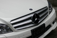 新エンジンで燃費向上「メルセデス・ベンツ C200 CGI ブルーエフィシェンシー」の画像